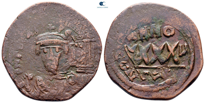 Phocas AD 602-610. Constantinople
Follis or 40 Nummi Æ

33 mm, 11,28 g


...