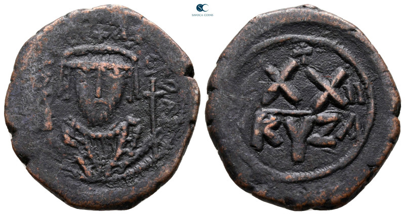 Phocas AD 602-610. Cyzicus
Half Follis or 20 Nummi Æ

25 mm, 6,12 g



ne...