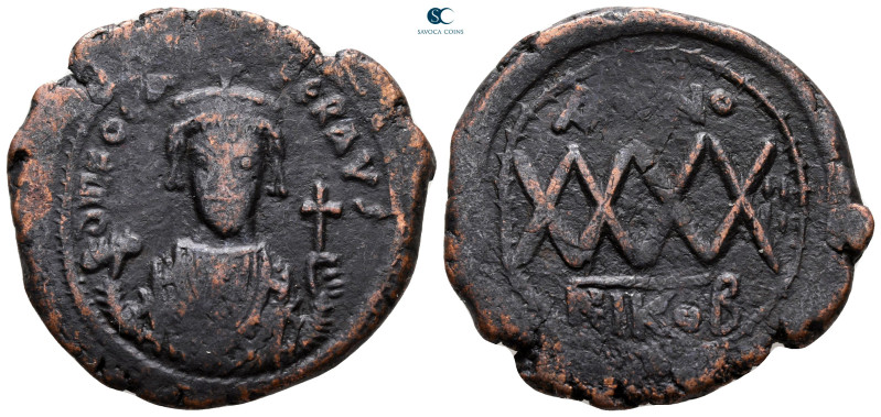 Phocas AD 602-610. Nikomedia
Follis or 40 Nummi Æ

32 mm, 12,07 g



near...