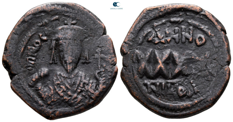 Phocas AD 602-610. Nikomedia
Follis or 40 Nummi Æ

30 mm, 11,07 g



near...