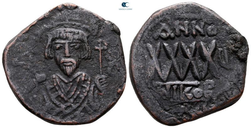 Phocas AD 602-610. Nikomedia
Follis or 40 Nummi Æ

29 mm, 12,06 g



near...