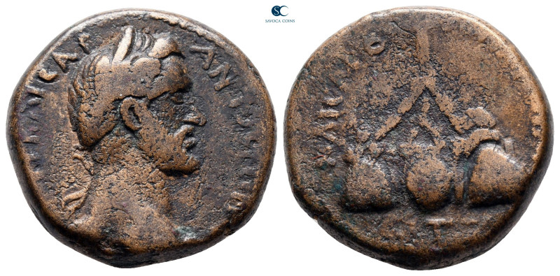 Cappadocia. Caesarea. Antoninus Pius AD 138-161. 
Bronze Æ

23 mm, 13,01 g
...