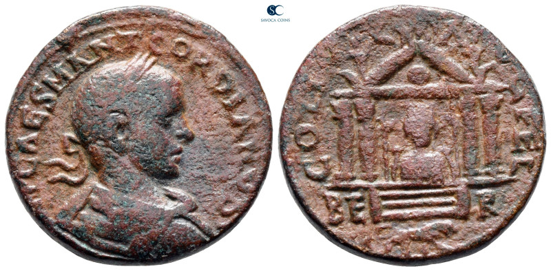 Phoenicia. Berytus. Gordian III AD 238-244. 
Bronze Æ

27 mm, 16,71 g



...