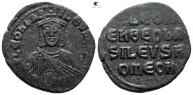 Leo VI the Wise AD 886-912. Constantinople. Follis Æ