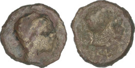 Cuadrante. 120-20 a.C. CESE (TARRAGONA). Anv.: Cabeza masculina a derecha, detrás (?). Rev.: Protomo de Pegaso a derecha, debajo leyenda ibérica. 1,74...