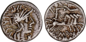 Denario. 125 a.C. PORCIA. Marcius Porcius Laeca. Anv.: Cabeza de Roma a derecha, detras LAECA - ¶. Rev.: Libertad en cuadriga a derecha coronada por v...