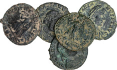 Lote 5 monedas Centenional 17 mm. Acuñadas el 367-375 a.C. GRACIANO. ARELATE, ROMA (3) y TESALONICA. Rev.: GLORIA NOVI SAECVLI. PCON, GLORIA ROMANORVM...