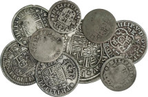 Lote 9 monedas 1/2 (4), 1 (4), 2 Reales. 1717 a 1737. Destaca 2 Reales 1717 Madrid. A EXAMINAR. BC- a MBC+.