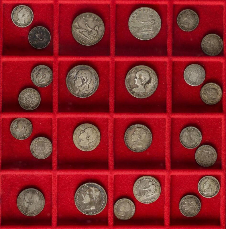 Lote 24 monedas 50 Céntimos (15), 1(4), 2 Peseta (5). 1869 a 1926. GOB. PROVISIO...