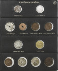 Lote 19 monedas 5 Céntimos a 1 Peseta. 1934 a 1938. Destacan 2x 1 Peseta 1933 (*3-4) en plata. Incluyen 2 monedas 10 y 25 Céntimos Alfonso XIII. A EXA...