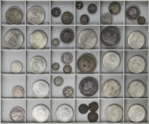 Lote 38 monedas de plata y 3 cobres. CARLOS III a MONEDA EXTRANJERA. AR. Lote compuesto por algunas monedas de módulo pequeño de monarquía hispánica, ...