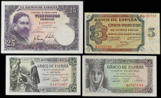 Lote 4 billetes 5 (3) y 25 Pesetas. 1938 a 1954. 5 Pesetas Agosto 1938 Serie B, 5 Pesetas Isabel La católica Febrero 1943 Serie D, 5 Pesetas Capitulac...