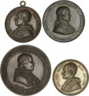 Lote 4 medallas papales. 1854 a 1893. PIO IX (2) y LEÓN XIII (2). VATICANO. Br (3) y Metal plateado. Ø 43 a 61 mm. Incluye: Incendio basilica San pabl...