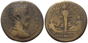 Ionien. Magnesia am Mäander. Lucius Verus (161 - 169 n. Chr.).

 Bronze.
Vs: Büste des Lucius Verus mit Lorbeerkranz, Paludament und Panzer rechts....