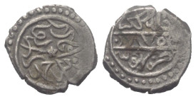 Karamaniden. Pir Ahmad (869 - 871 H. / 1464 - 1466).

 Akce (Silber). 870 H. Konya.
Vs: Titel und Name um Stern in Mitte.
Rs: Segensformel, Jahres...
