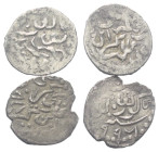 Giray Khane (Krim). Ghazi II. Giray (996 - 1016 H. / 1588 - 1596).

 Akce (Silber). 996 H. Gözlev (Guzlu) und Bahcesaray.
Lot (2 Stück).

11 mm; ...