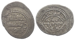 Ilkhaniden. Sulayman (739 - 746 H. / 1339 - 1346).

 2 Dirhams (Silber). 744 H. Nahjivan.
Vs: Erster Teil der Shahadah, an den Seitenrändern Namen ...
