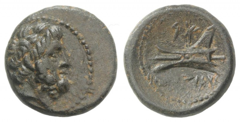Phoenicia, Arados, c. 137-51 BC. Æ (15mm, 3.37g, 1h). Laureate head of Zeus r. R...