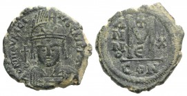 Maurice Tiberius (582-602). Æ 40 Nummi (28mm, 11.53g, 6h). Constantinople, year 10 (592/3). Crowned facing bust, holding globus cruciger and shield. R...