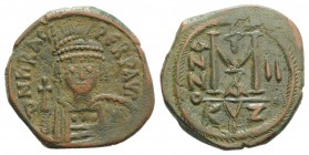 Heraclius (610-641). Æ 40 Nummi (29mm, 10.73g, 6h). Cyzicus, year 2 (611/2). Helmeted and cuirassed facing bust, holding globus cruciger and shield. R...