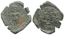Constantine IV (668-685). Æ 40 Nummi (29mm, 4.74g, 6h). Syracuse, 672-677. Constantine, helmeted and cuirassed, standing facing, holding spear. R/ Lar...