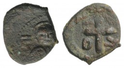 Italy, Salerno. Guglielmo (Duca, 1111-1127). Æ Follaro Fraction (16mm, 2.17g, 7h). Bust of S. Matteo facing. R/ V V DV X in quarters of cross. Cappell...