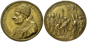 MEDAGLIE PAPALI. ROMA. Benedetto XIII (1724-1730). Medaglia anno II 1725 "Chiusura della Porta Santa". AE dorato (22,06 g - 36,86 mm). Coniata. Hamera...