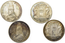 Medaglie. Paolo VI. Lotto di 2 medaglie anno Santo 1975. Ag. FDC