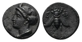 Ionia, Ephesos. AE, 1.39 g 11.54 mm. Circa 375-325 BC.
Obv: Female head left, wearing mural-crown.
Rev: E – Φ, Bee.
Ref: SNG von Aulock 1839; SNG C...