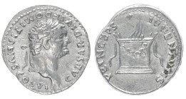 Domitian, 79-81 AD. AR, Denarius. 3.27 g. 18.27 mm. Rome.
Obv: CAESAR DIVI F DOMITIANVS COS VI. Head of Domitian, laureate, right.
Rev: PRINCEPS IVVEN...