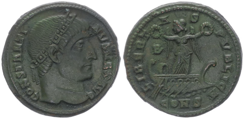 Constantine I, ‘The Great’, 307/10-337 AD. AE, Follis. 3.11 g. 19.45 mm. Constan...