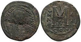 Justinian I, 527-565 AD. AE, Follis. 2nd officina. Dated RY 15 (541/42). 21.17 g. 41.17 mm. Constantinople.
Obv: [DN] IVSTINIANVS PP AVG. Frontal bus...
