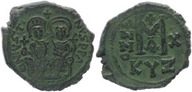 Justin II and Sophia, 565-578 AD. AE, Follis. Kyzikos. 2nd officina. Dated RY 10 (574-575). 12.35 g. 32.66 mm. Cyzicus. 
Obv: DN IVSTINVS PP AVG
Justi...