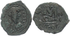 Constans II (?) 641-668 AD. AE Follis. 5.34 g. 26.41 mm. Uncertain mint. 
Obv: [..]PER CONST. Crowned bust facing with short beard, wearing chlamys, h...