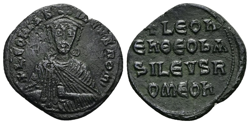 Leo VI the Wise 886-912 AD. AE, Follis. 5.79 g. 26.95 mm. Constantinople.
Obv: ...