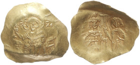 John II, 1118-1143 AD. 4.53 g. 29.27 mm. Thessalonica. Gold Hyperpyron. 
Obv: IC-XC to left and right of Christ seated facing on backless throne, righ...