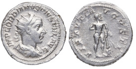 238-244 d.C. Gordiano III (238-244 d.C). Roma. Antoniniano. Ve. 4,28 g. VIRTVTI AVGVSTI. Hércules apoyado en clava a derecha Atractiva. EBC-. Est.40.