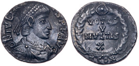 Julian II. Silver Siliqua (2.08 g), AD 360-363. EF