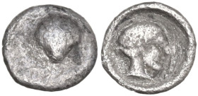 Greek Italy. Southern Apulia, Tarentum. AR Hemilitron, c. 470-450 BC. Obv. Scallop shell. Rev. Female head right. HN Italy 841; Vlasto 1177. AR. 0.27 ...