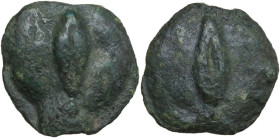 Apollo/Apollo series. AE Cast Uncia, 275-270 BC. Obv. Barley grain; pellet to left. Rev. Barley grain; pellet to right. Cr. 18/6; Vecchi ICC 38; HN It...