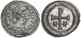 Lombardic Italy. Uncertain king (Cleph to Authari) or Interregnum (574-584 AD). AR Half Siliqua. Struck in the name of Justin II. Ravenna mint, circa ...
