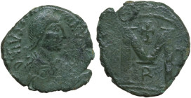 Justinian I (527-565). AE Follis. Nicomedia mint, 2nd officina. Struck 527-537. Obv. DN IVSTINIANVS PP AVG. Diademed, draped and cuirassed bust right....