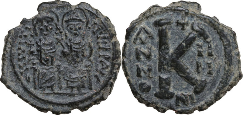 Justin II and Sophia (565-578). AE Half Follis, Nicomedia mint. RY 4 (573/4). Ob...