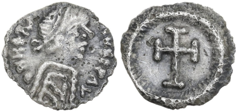 Heraclius (610-641). AR 120 Nummi or quarter Siliqua, Ravenna mint. Obv. DN HERA...