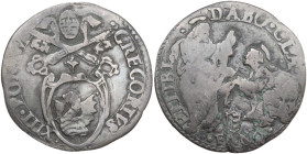 Fano. Gregorio XIII (1572-1585), Ugo Boncompagni. Giulio. CNI 85/94; M. 382; Berm. 1263. AG. 2.69 g. 26.00 mm. RRR. MB+/qBB.