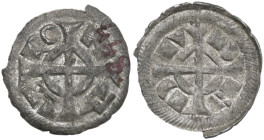 Verona. Emissioni comunali (XII-XIII sec.) a nome di Federico. Denaro piccolo. Rizzolli-Pigozzo 27c. MI. 0.34 g. 13.00 mm. R. Numero di repertorio in ...