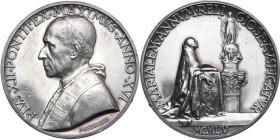 Pio XII (1939-1958), Eugenio Pacelli. Medaglia A. XVI. D/ PIVS XII PONTIFEX MAXIMVS ANNO XVI. Busto a sinistra con berrettino, mozzetta e stola; sotto...