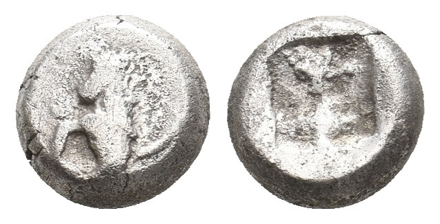 PERSIA. Achaemenid empire. (5th-4th century BC). AR 1/4 Siglos. 1.30 g. 8.20 mm.