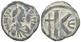 ANASTASIUS I, 491-518 AD. AE, Half Follis. Constantinople. 8.55 g. 27.90 mm.