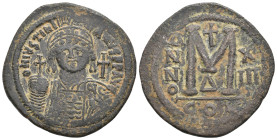 JUSTINIAN I, 527-565 AD. AE, Follis. Constantinople. 21.29 g. 39.40 mm.